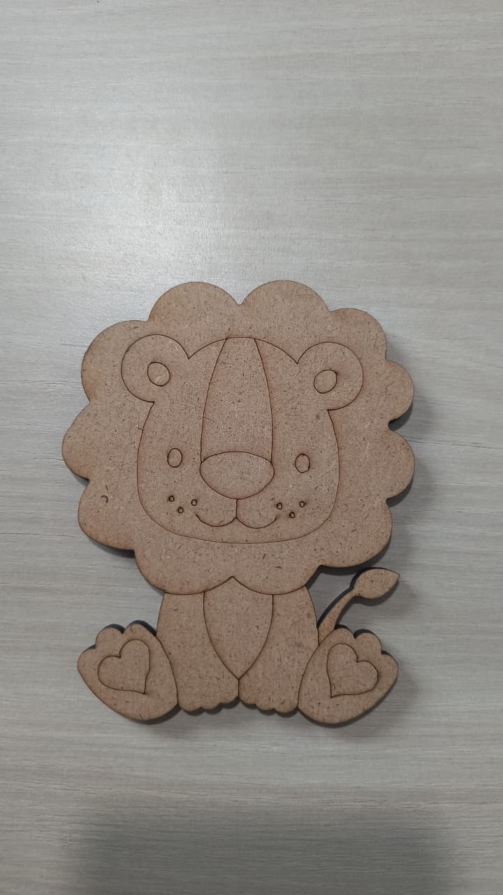 Wooden lion cut-out to paint